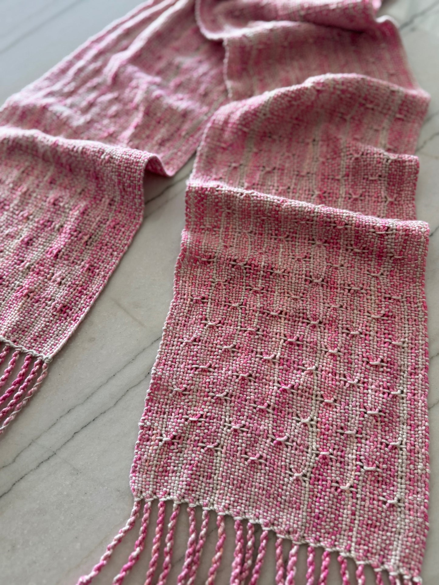 Rigid Heddle Weaving Pattern PDF - Hourglass Scarf