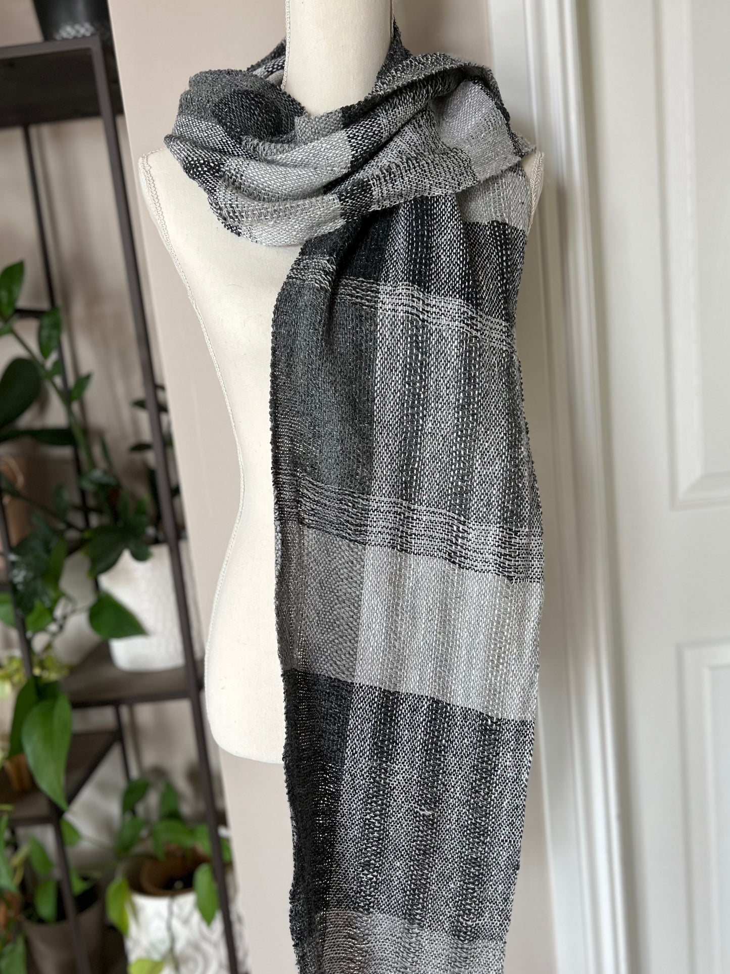 Silk Noil Margins Scarf