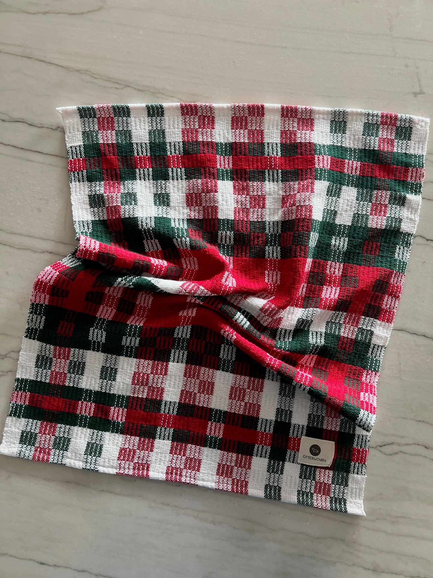 Halvdrall Holiday Towels