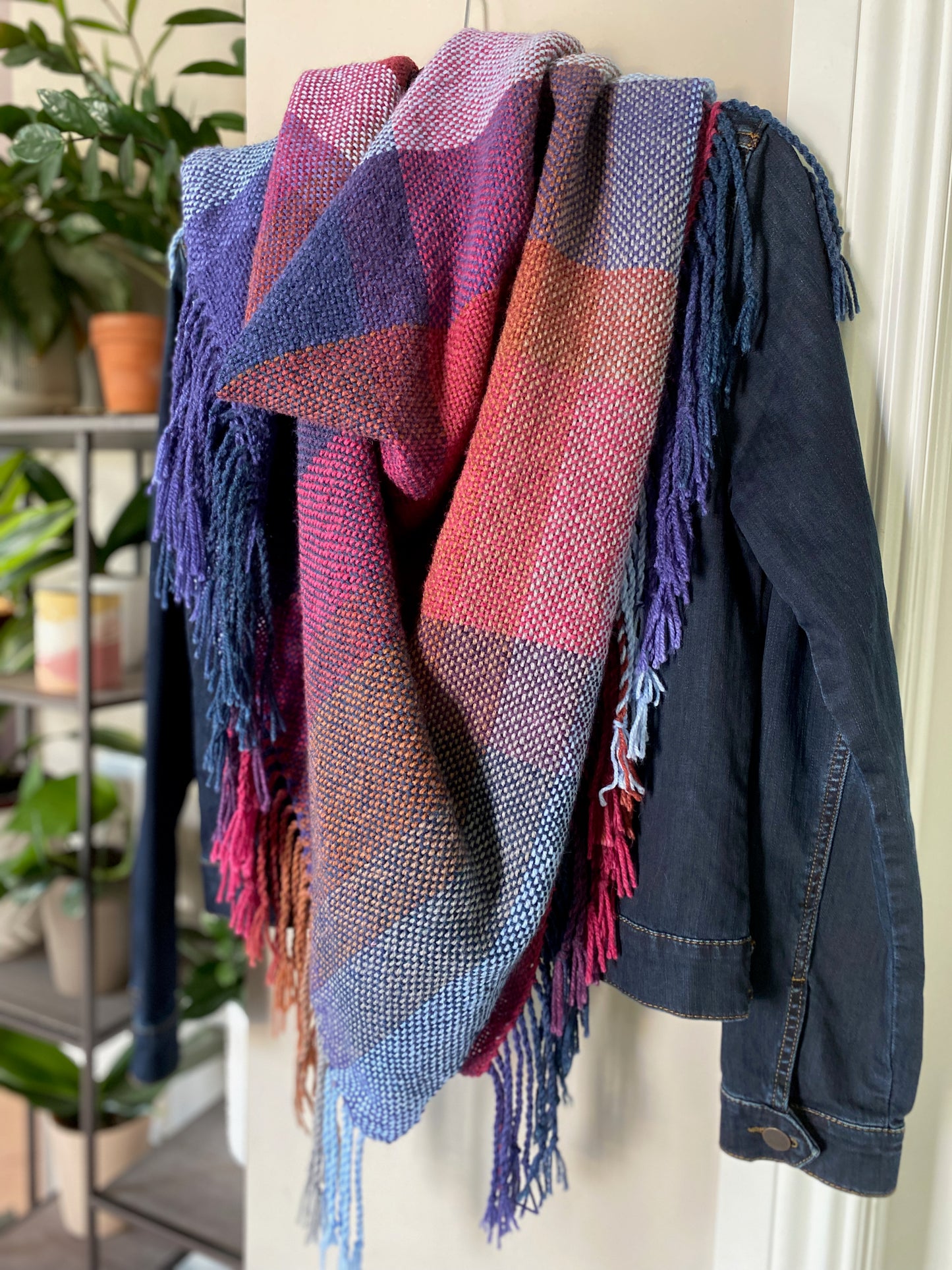 LAKESIDE Blanket Scarf in Violet Berry