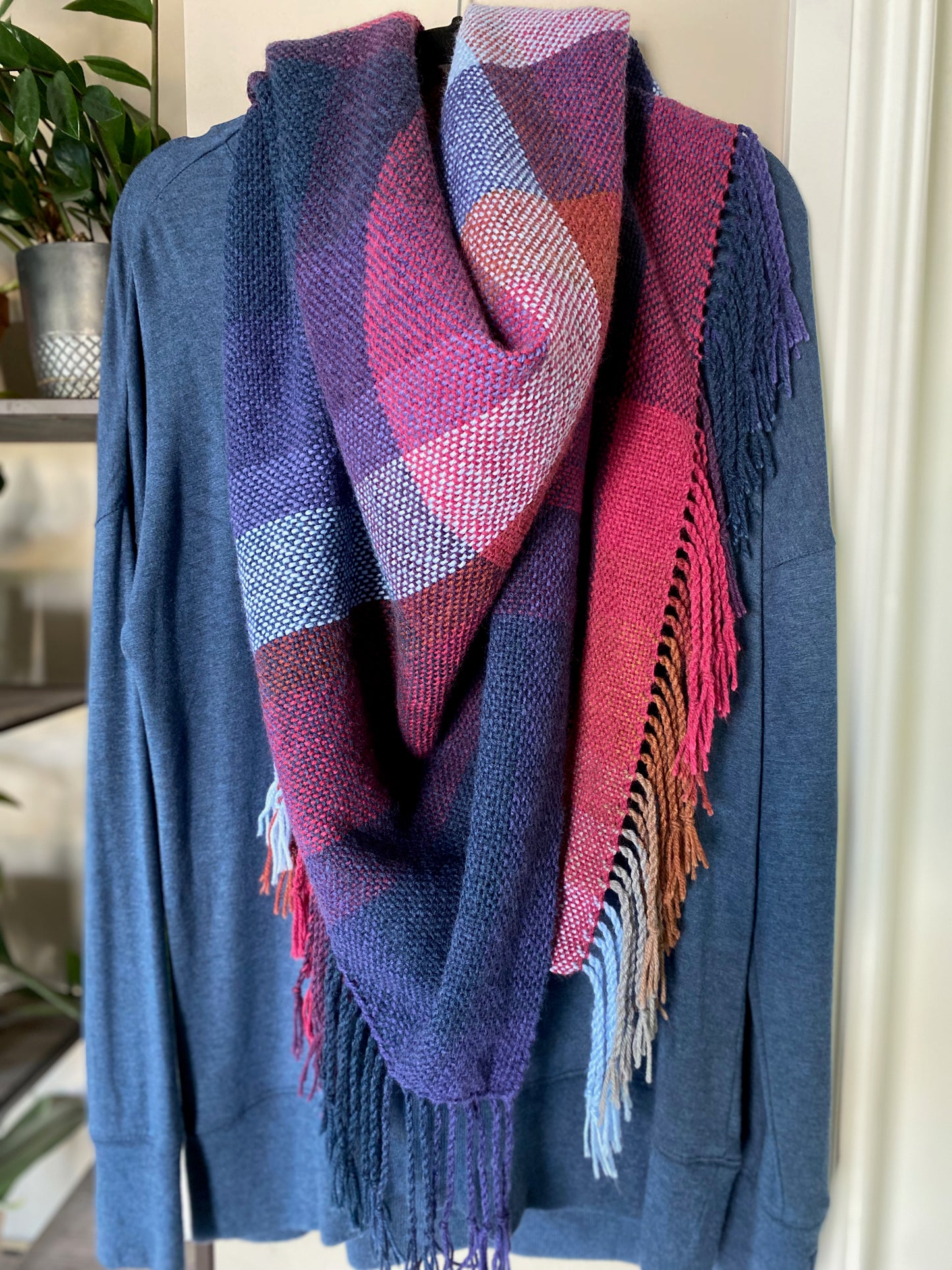 LAKESIDE Blanket Scarf in Violet Berry