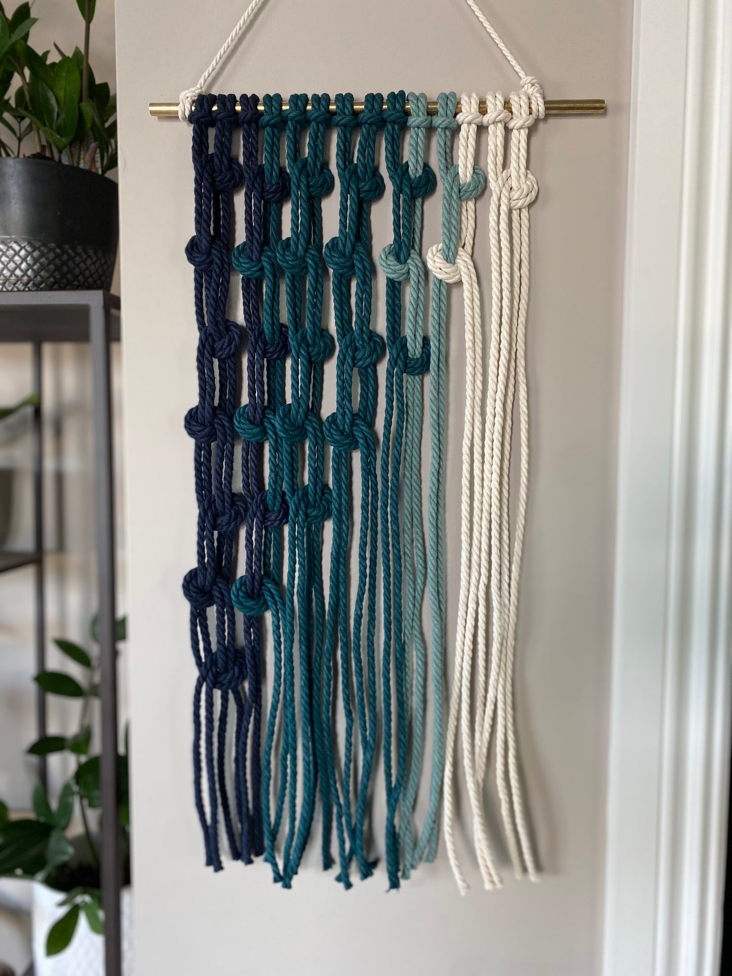 Modern Swirl - Blue/Hunter Ombre